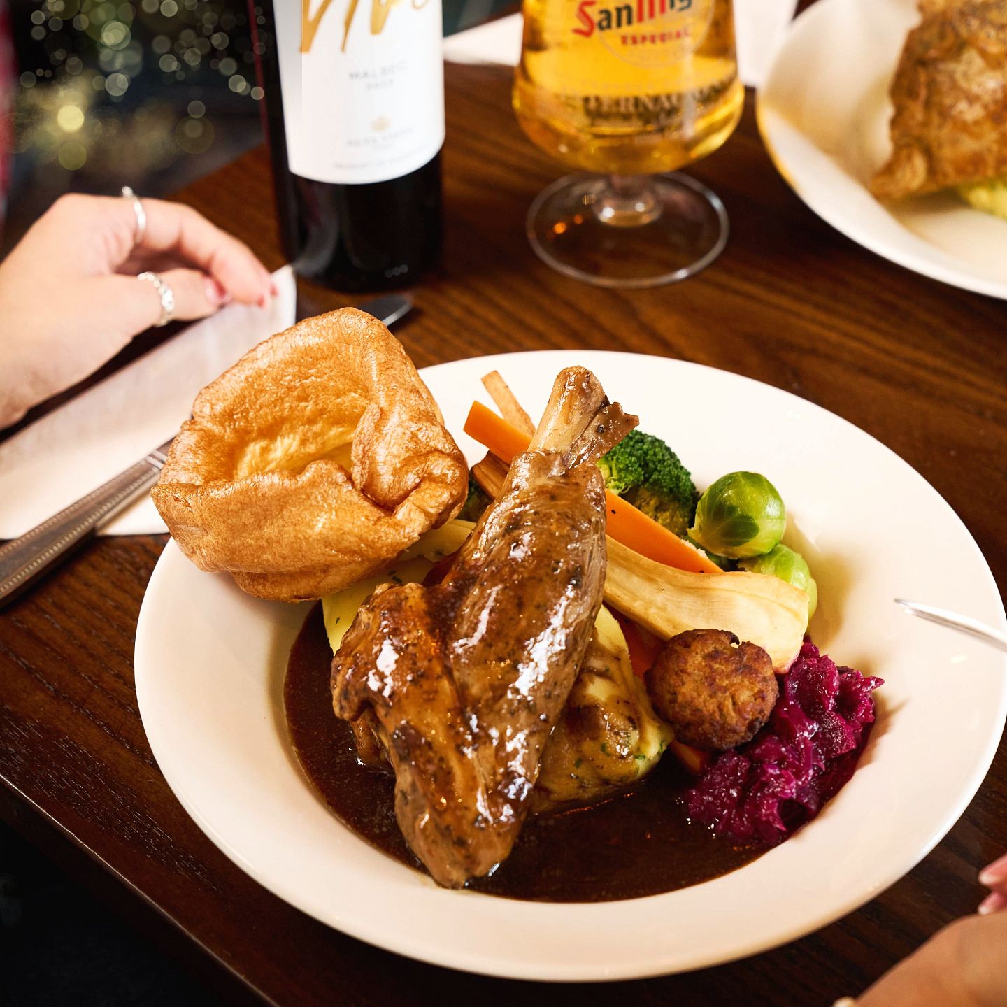Christmas Day 2025 Lunch, Dinner & Dining at The Swan in Thatcham